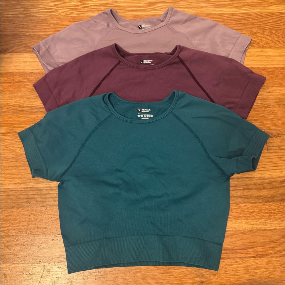 Set of Three Short Sleeve Workout Crop Tops